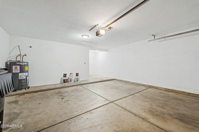 6802 W CRITTENDEN Lane, Phoenix, AZ 85033