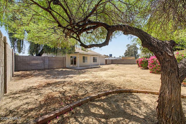 6802 W CRITTENDEN Lane, Phoenix, AZ 85033