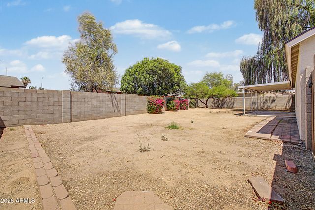 6802 W CRITTENDEN Lane, Phoenix, AZ 85033
