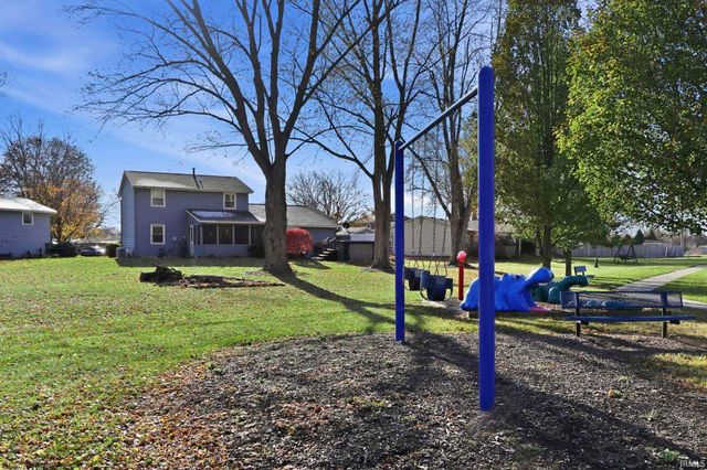 2626 Darwood Grove, New Haven, IN 46774