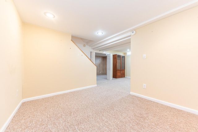 2841 Pebble Creek Drive, Ann Arbor, MI 48108