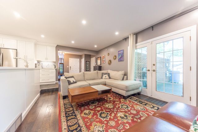 2841 Pebble Creek Drive, Ann Arbor, MI 48108