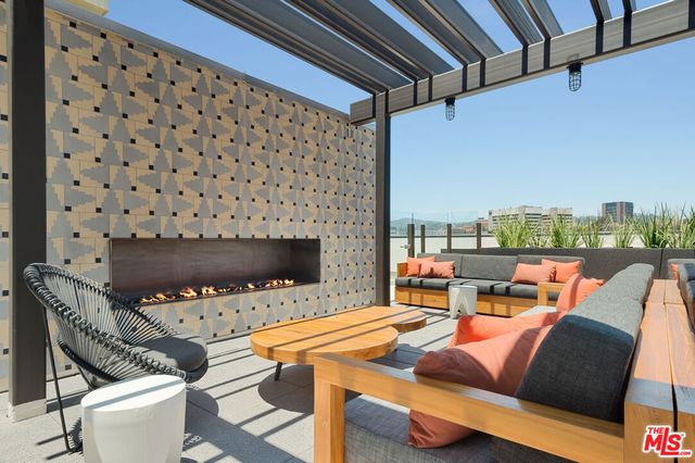 10777 Wilshire Boulevard 501, Los Angeles, CA 90024