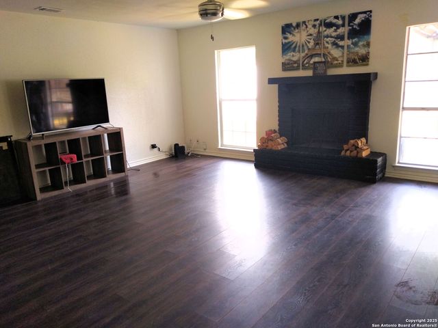 8939 Old Sky Harbor, San Antonio, TX 78242