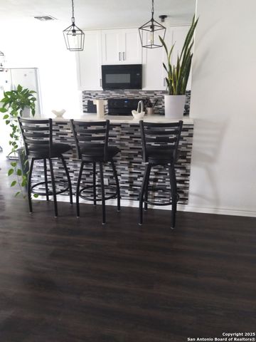 8939 Old Sky Harbor, San Antonio, TX 78242