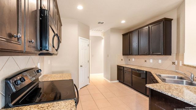 6932 Abbey Falls, San Antonio, TX 78249