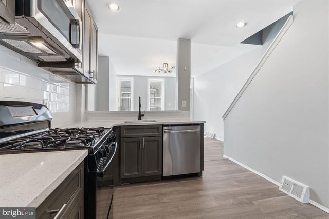 1449 N DOVER ST, Philadelphia, PA 19121