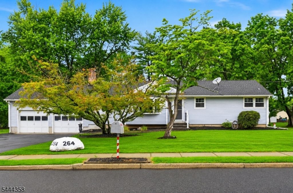 264 Vanderveer Rd, Bridgewater Twp., NJ 08807