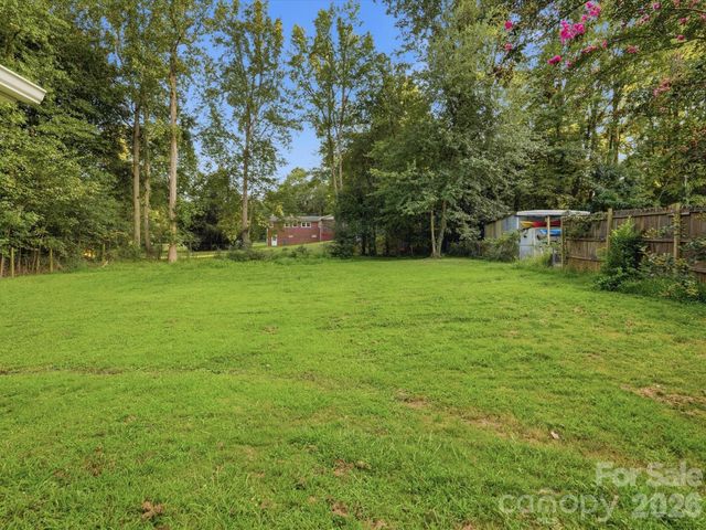 806 Costner Street, Lowell, NC 28098