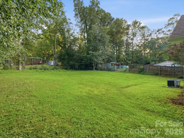 806 Costner Street, Lowell, NC 28098