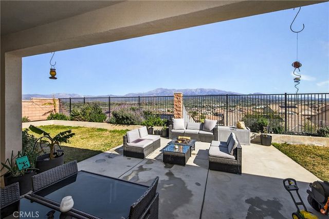 1512 Yucca Court, Calimesa, CA 92320