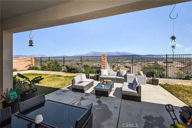 1512 Yucca Court, Calimesa, CA 92320