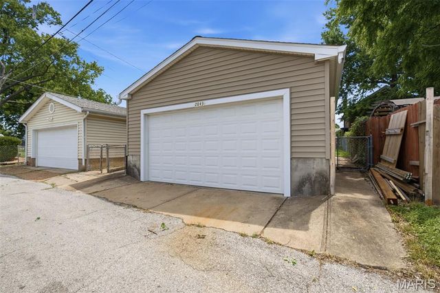 2843 January Avenue, St Louis, MO 63139