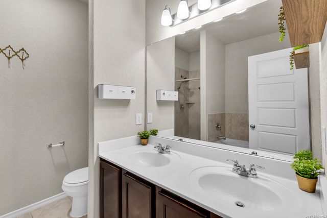 5919 POOLSIDE PARK, Converse, TX 78109