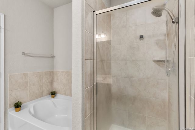 5919 POOLSIDE PARK, Converse, TX 78109