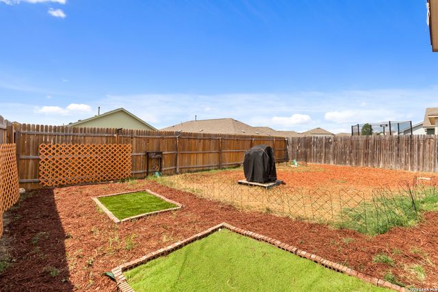 5919 POOLSIDE PARK, Converse, TX 78109