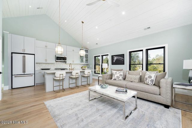 1827 Montage Lane, Wilmington, NC 28403