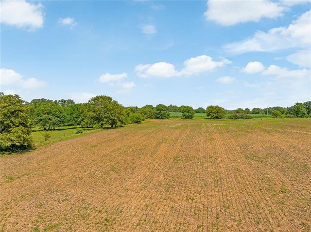 14165 206th Street, Linwood, KS 66052