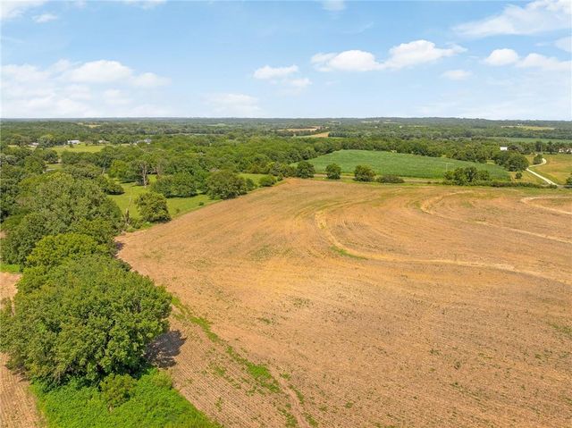 14165 206th Street, Linwood, KS 66052