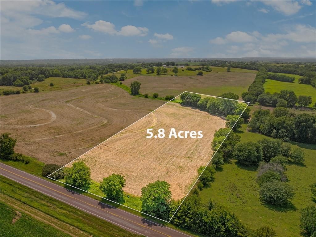 14165 206th Street, Linwood, KS 66052