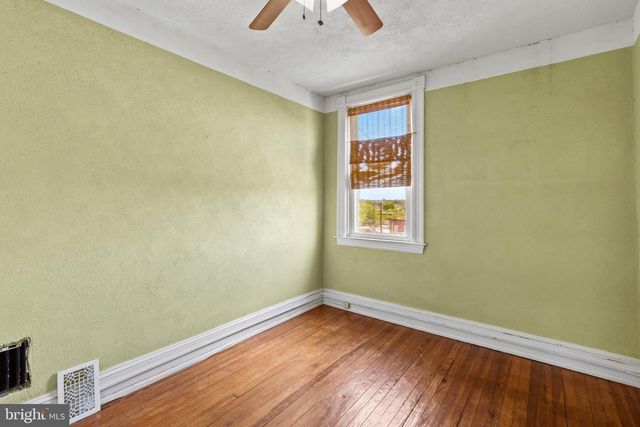 1915 GRIFFIS AVE, Baltimore, MD 21230