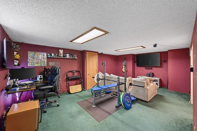 658 Nebraska Avenue E, Saint Paul, MN 55106