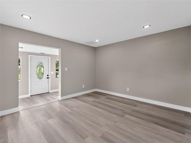 1900 25TH STREET S, St Petersburg, FL 33712