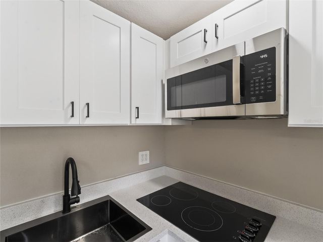 1900 25TH STREET S, St Petersburg, FL 33712