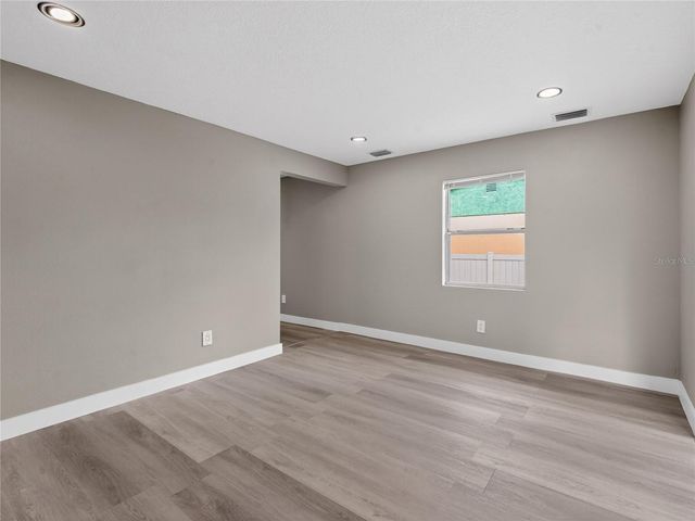 1900 25TH STREET S, St Petersburg, FL 33712