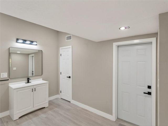 1900 25TH STREET S, St Petersburg, FL 33712