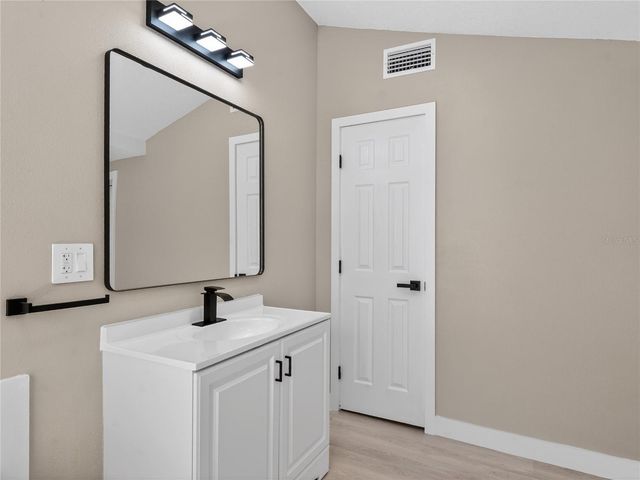 1900 25TH STREET S, St Petersburg, FL 33712