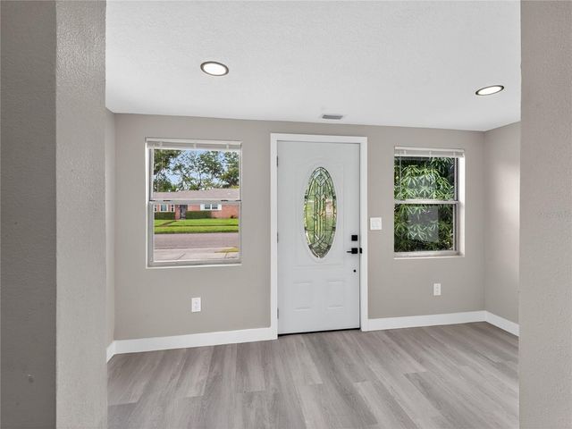 1900 25TH STREET S, St Petersburg, FL 33712