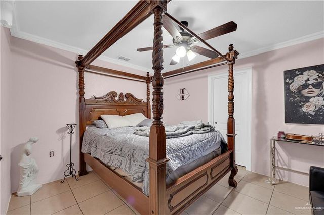 12022 E State Highway 107, La Blanca, TX 78558