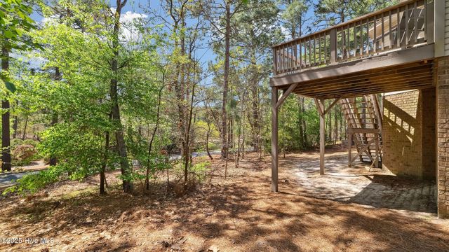 107 Pinnacle Court, West End, NC 27376