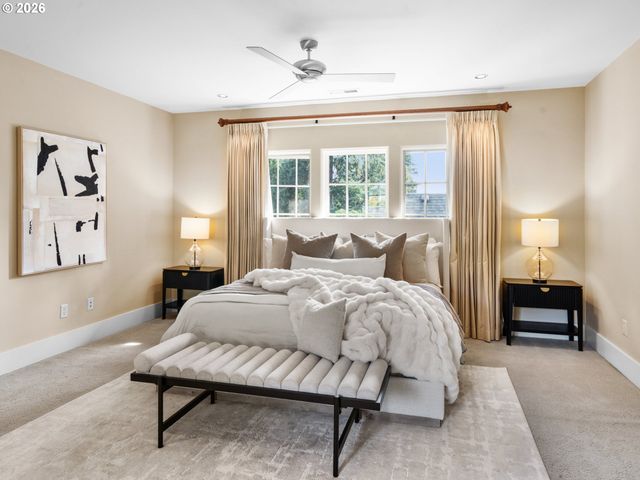 752 E Ave, Lake Oswego, OR 97034