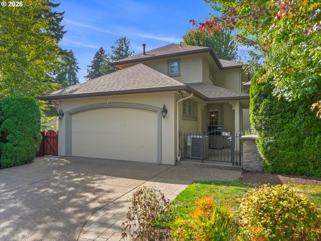 752 E Ave, Lake Oswego, OR 97034