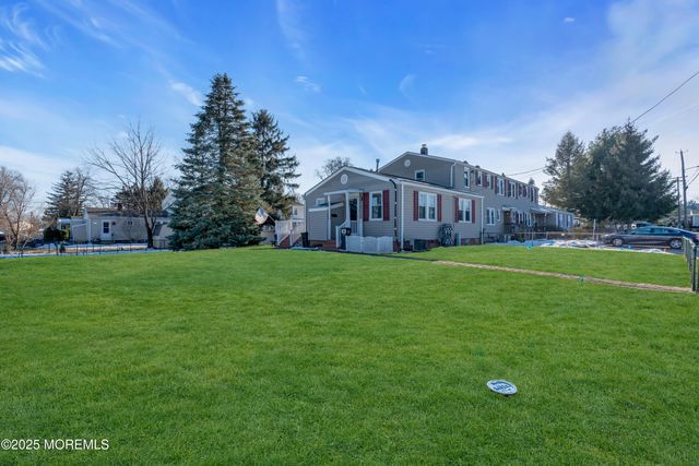 38 Barker Avenue, Shrewsbury Twp, NJ 07724