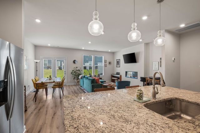 544 Medwyk Dr, Lebanon, TN 37090