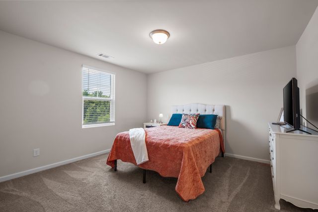 544 Medwyk Dr, Lebanon, TN 37090