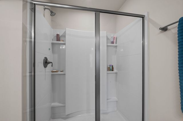 544 Medwyk Dr, Lebanon, TN 37090