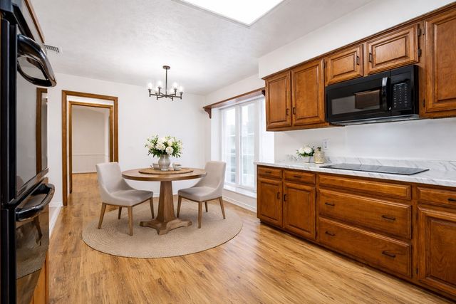 2012 Cross Bend Road, Plano, TX 75023