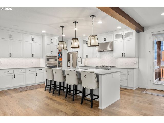 14985 Se NORTHERN HEIGHTS Dr, Happy Valley, OR 97086