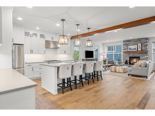 14985 Se NORTHERN HEIGHTS Dr, Happy Valley, OR 97086