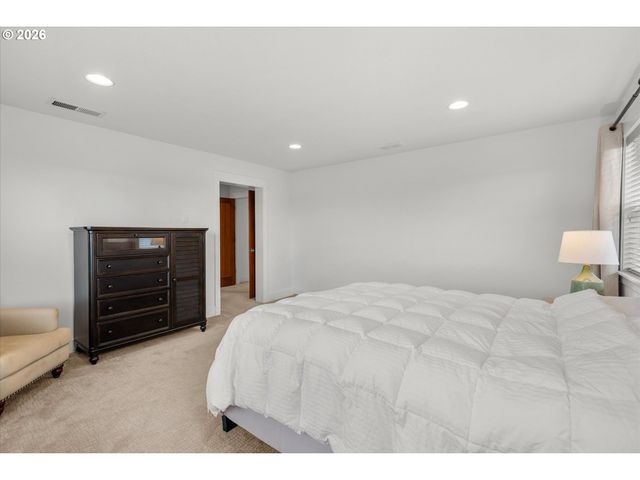 14985 Se NORTHERN HEIGHTS Dr, Happy Valley, OR 97086