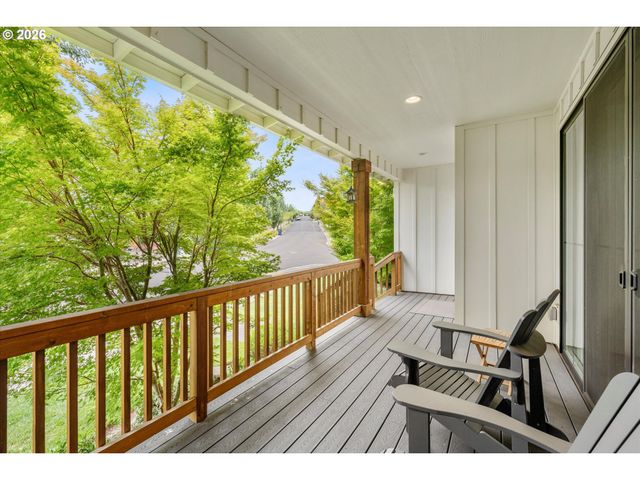 14985 Se NORTHERN HEIGHTS Dr, Happy Valley, OR 97086