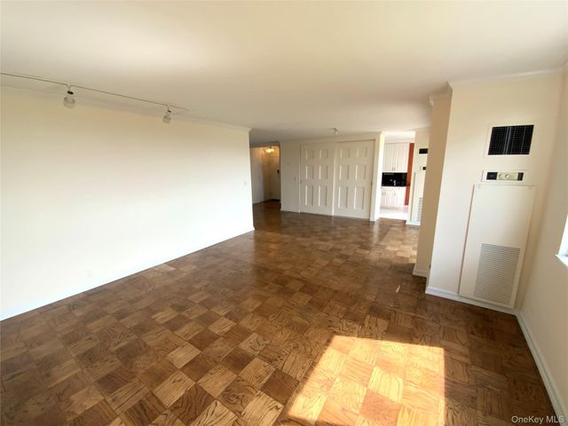 27010 Grand Central Parkway 28N, Floral Park, NY 11005