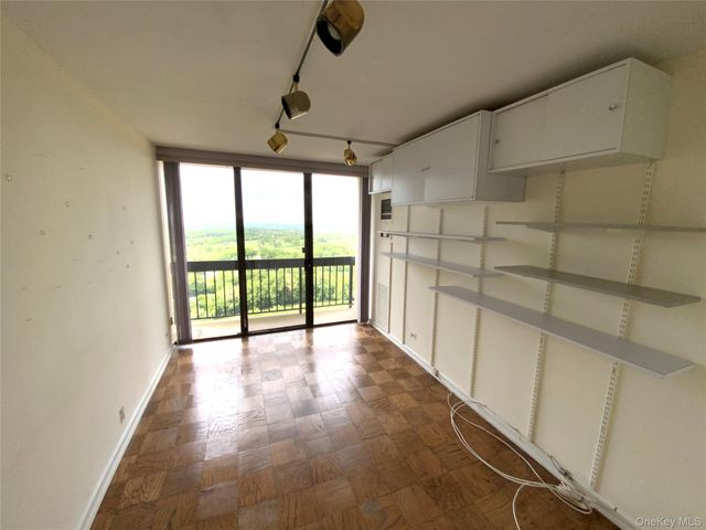 27010 Grand Central Parkway 28N, Floral Park, NY 11005