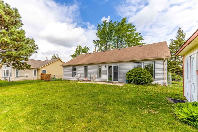 47 Bosworth Drive, Glendale Heights, IL 60139