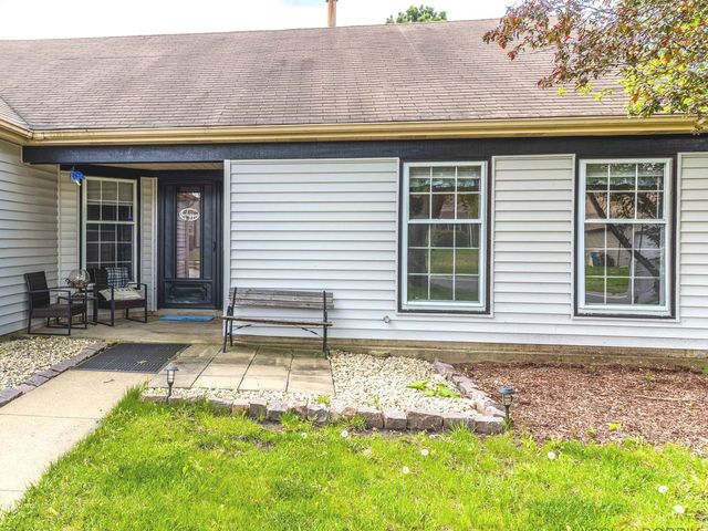 47 Bosworth Drive, Glendale Heights, IL 60139
