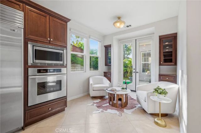 678 Milford Street, Los Angeles, CA 90042